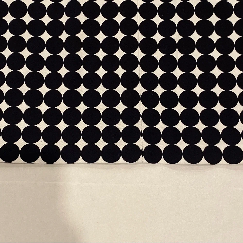 Larry Levine Stretch Black & White Geometric Print Skirt - New - Size 10